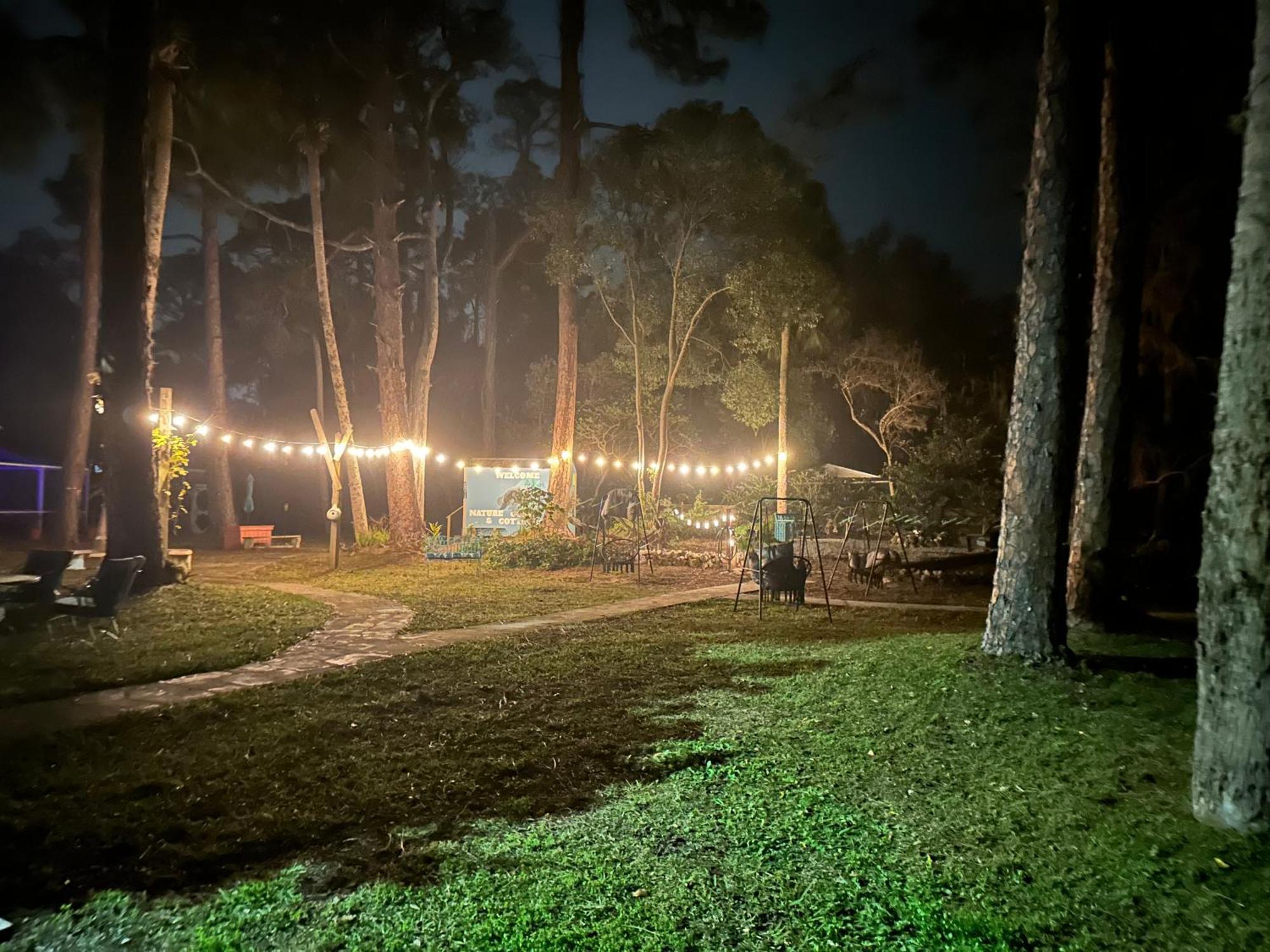 Nature Coast Inn & Cottages Inglis Exteriér fotografie