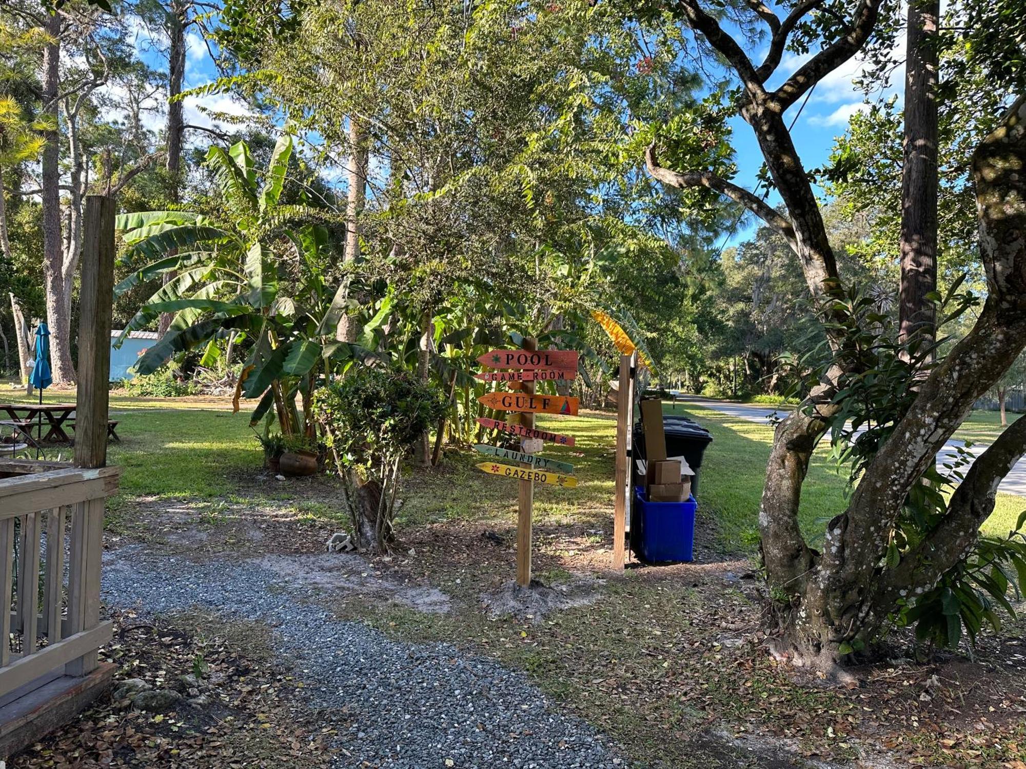 Nature Coast Inn & Cottages Inglis Exteriér fotografie